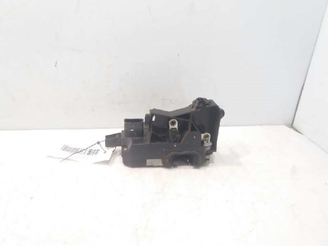 Zamek drzwi przednich lewych 24447340 OPEL