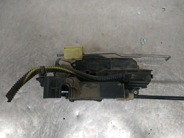 Zamek drzwi Opel Signum