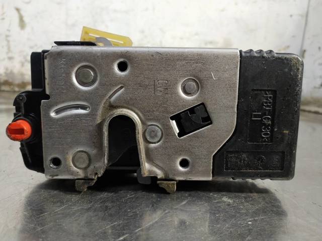 Zamek drzwi tylnych lewych 24447345 OPEL