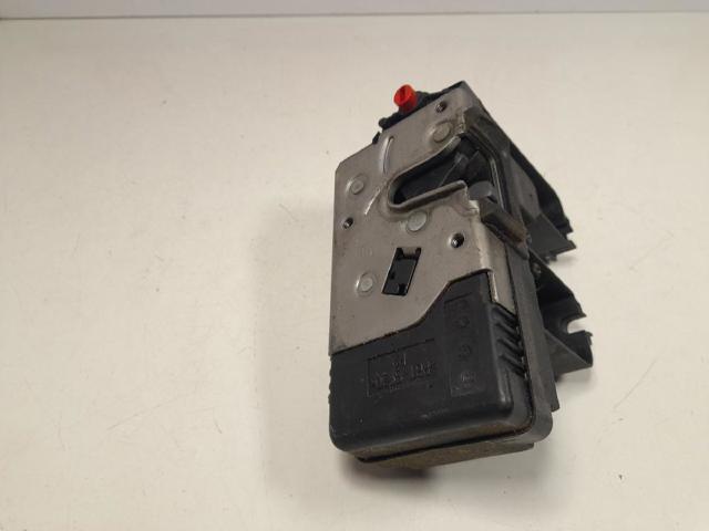 Zamek drzwi tylnych prawych 24447346 OPEL