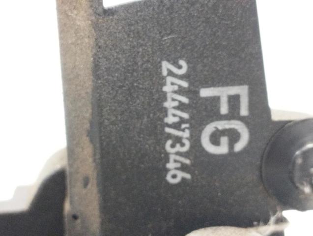 Zamek drzwi tylnych prawych 24447346 OPEL