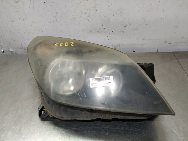 Reflektor prawy 24451033RH OPEL
