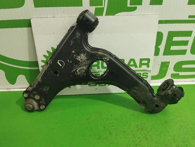 Wahacz zawieszenia przedniego dolny prawy 24454478 OPEL