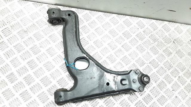 Wahacz zawieszenia przedniego dolny prawy 24454478 OPEL