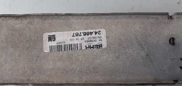 Chłodnica intercoolera 24466787 OPEL