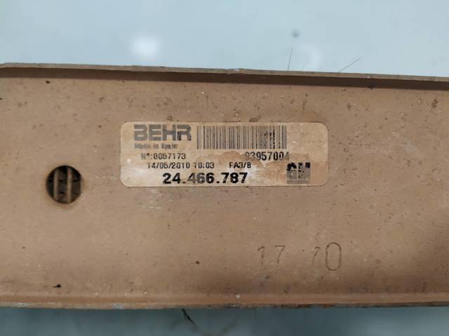 Chłodnica intercoolera 24466787 OPEL