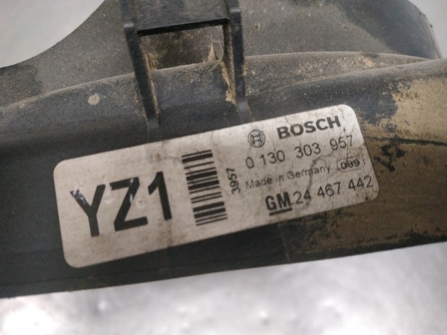 Wentylator elektryczny układu chłodzenia kompletny (silnik+wirnik) 24467442 OPEL