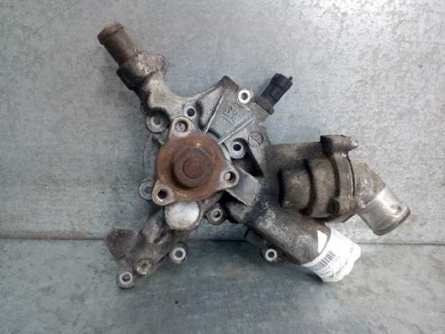 Pompa chłodząca wodna 24469102 OPEL