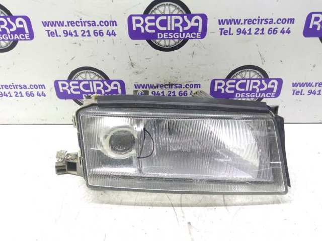 Reflektor prawy 24608600 VAG