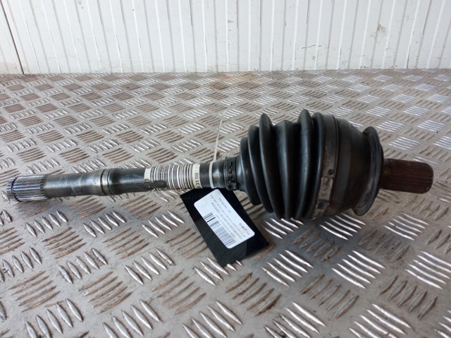 Półoś napędowa przednia lewa 2463303100 MERCEDES