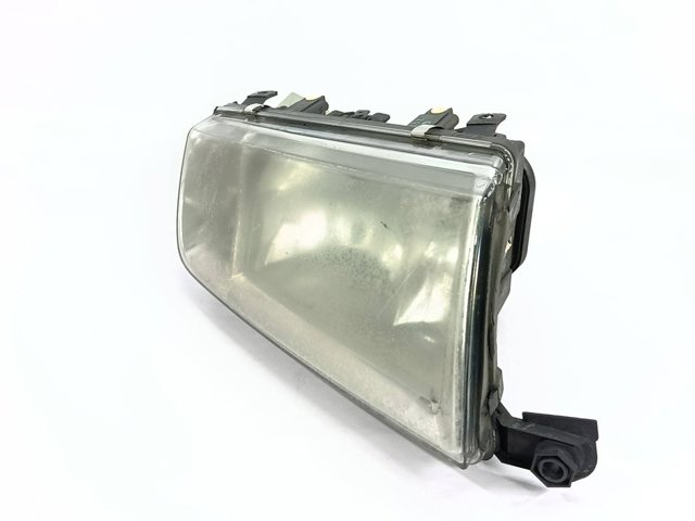Reflektor prawy 246366 VAG