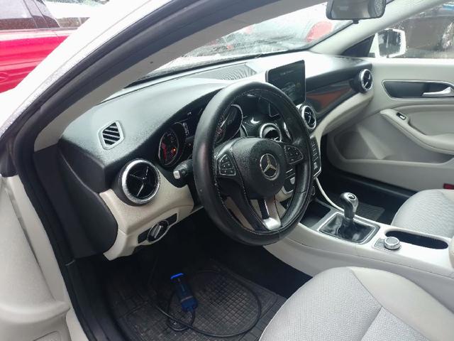 Kolumna (wał) kierownicza (kierownicy) 2464608801 MERCEDES