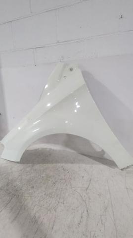 Błotnik przedni lewy 2468810101 MERCEDES