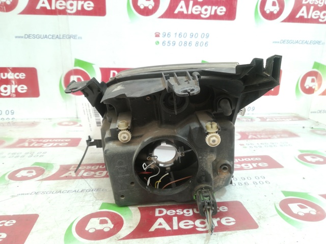 Reflektor prawy 24689800 FORD