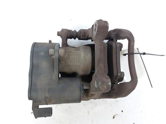 Zacisk hamulcowy tylny prawy 2474232000 MERCEDES