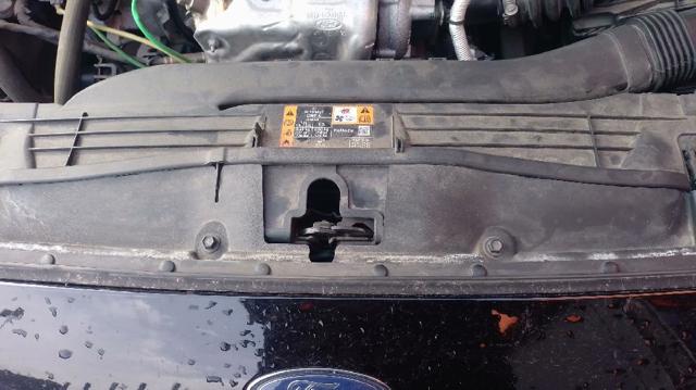 Zamek maski Ford Focus 4 HP