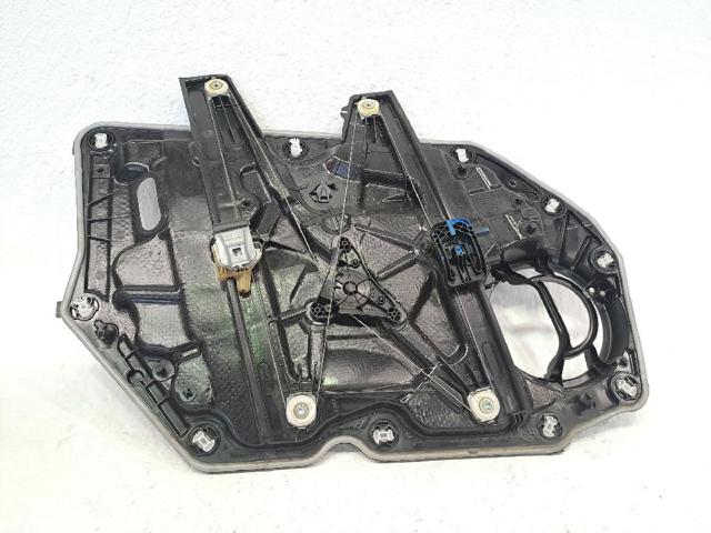 Mechanizm podnoszenia szyby drzwi przednich prawych Ford Focus 4 HP