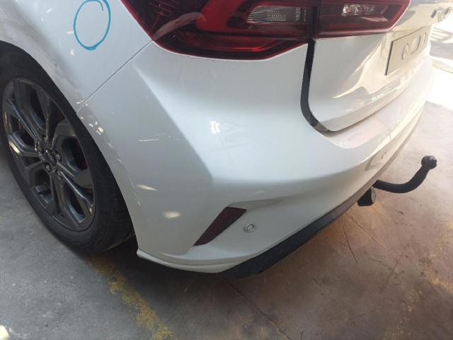 Zderzak tylny Ford Focus 4 HN