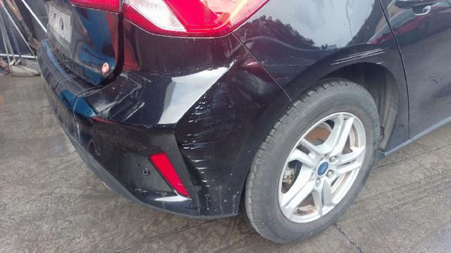 Zderzak tylny Ford Focus 4 HN