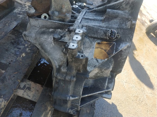 Mechaniczna skrzynia biegów w komplecie 25170 MAZDA