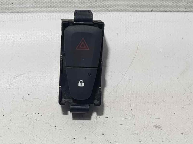 Przycisk włączania światła awaryjnego 252100502R RENAULT