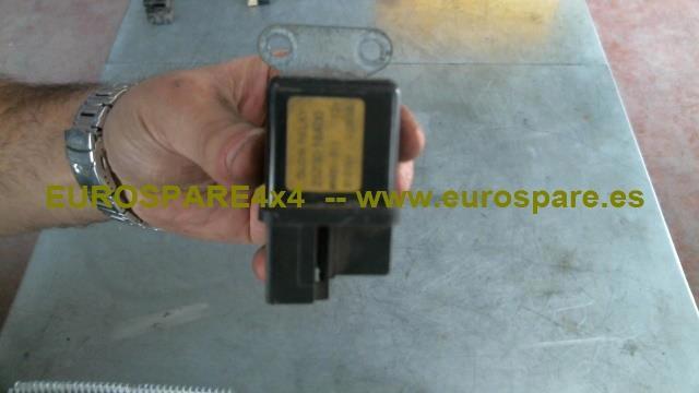 Przekaźnik świec żarowych 2523018A00 NISSAN