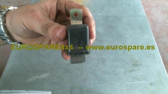 Przekaźnik lamp przeciwmgielnych 2523089978 NISSAN