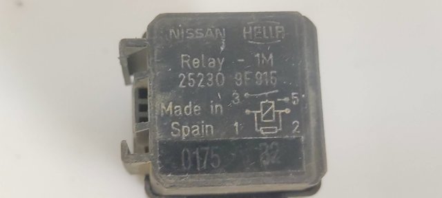 Przekaźnik wentylatora Nissan Note E11