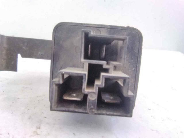 Przekaźnik świec żarowych 25230G2400 NISSAN