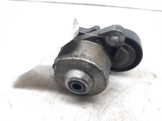 Napinacz paska napędowego 252812A000 HYUNDAI