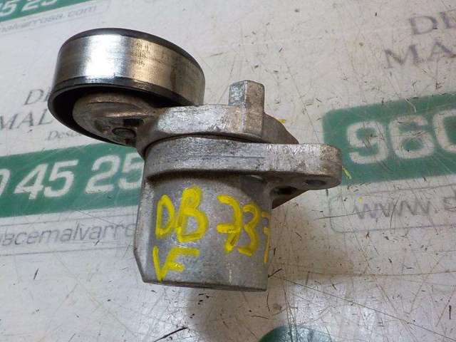 Napinacz paska napędowego 252812A100 HYUNDAI