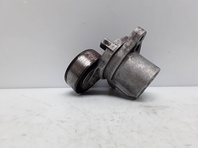 Napinacz paska napędowego 252812A200 HYUNDAI