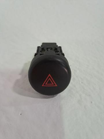 Przycisk włączania światła awaryjnego Nissan JUKE F15