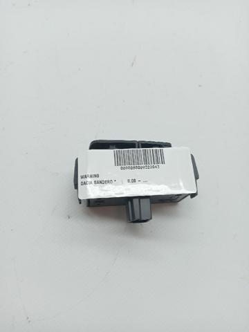 Przycisk włączania światła awaryjnego 252905668R RENAULT
