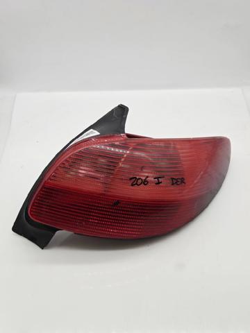 Lampa zespolona tylna prawa 2531D PEUGEOT