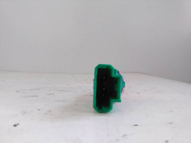 Czujnik włącznika świała stop 253200003R RENAULT