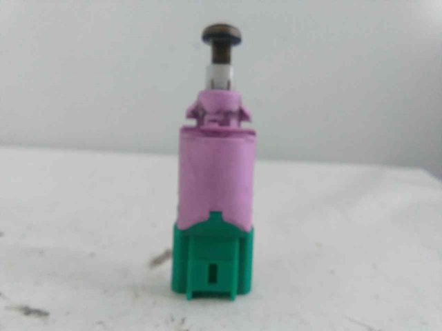 Czujnik włącznika świała stop 253200003R RENAULT