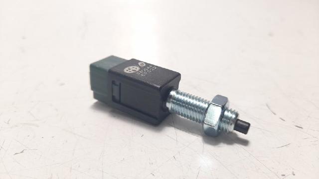 Czujnik włącznika świała stop 2532001B00 NISSAN