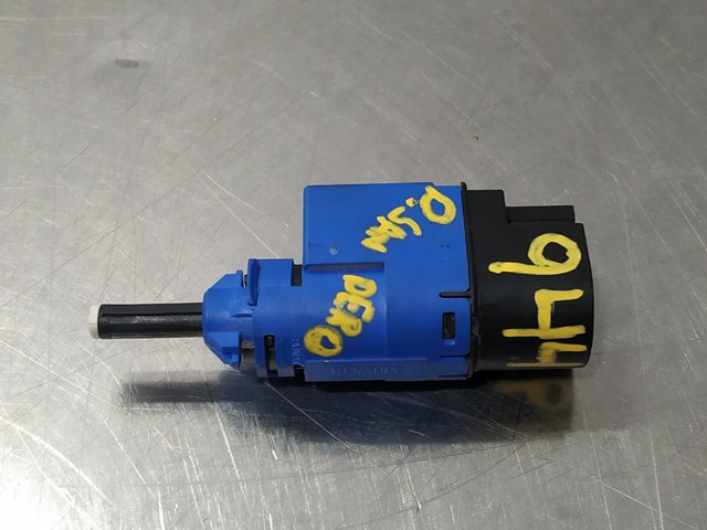 253256730R Renault (RVI)