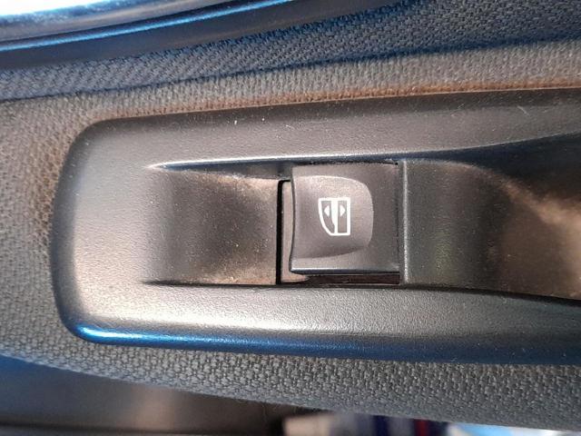 254010003R Renault (RVI)