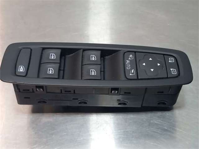 254012952R Renault (RVI)