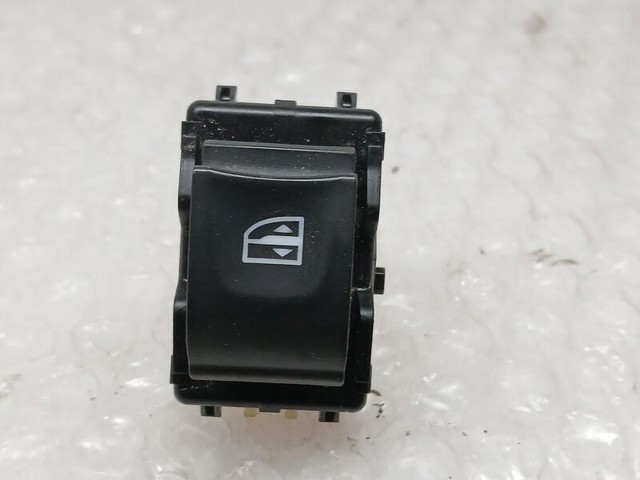 254218614R Renault (RVI)