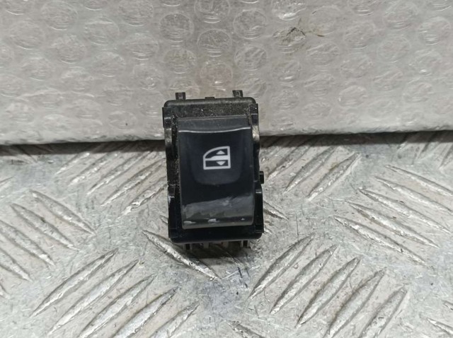 254218614R Renault (RVI)