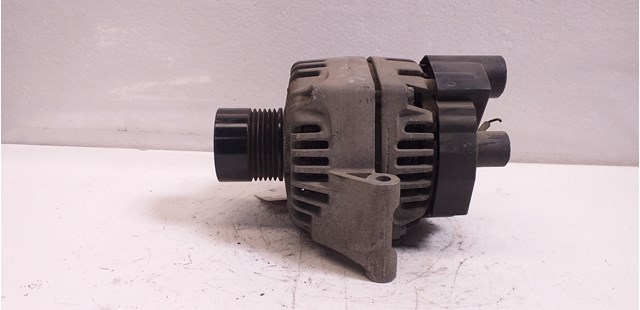 Alternator 2542851A OPEL