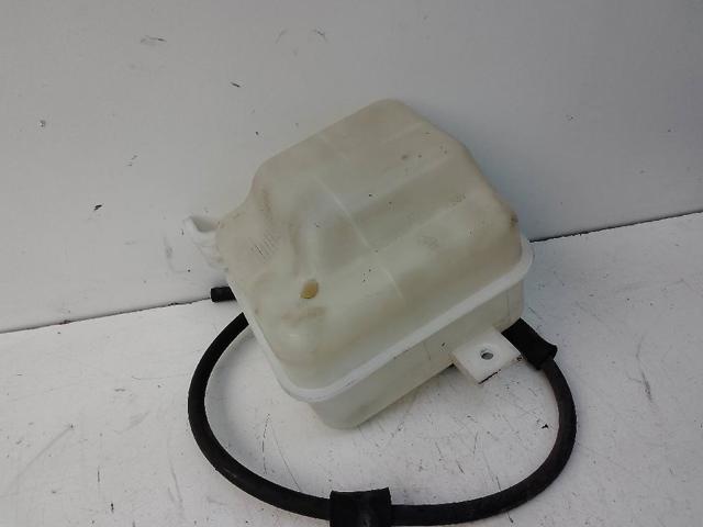 Zbiorniczek wyrównawczy układu chłodzenia KIA Carens 3