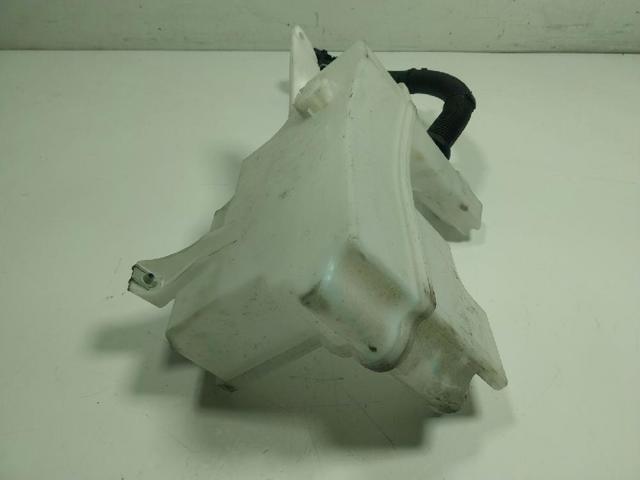 Zbiorniczek spryskiwacza szyb Ford Focus 4 HP