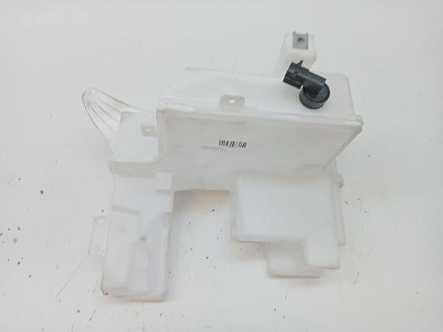 Zbiorniczek spryskiwacza szyb Ford Focus 4 HP