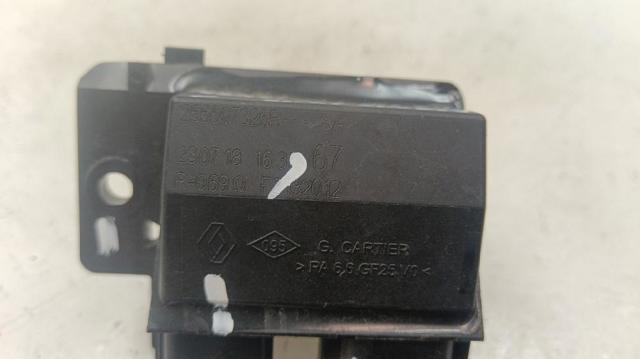 Przekaźnik wentylatora Renault Megane 4 K9A, K9M, K9N