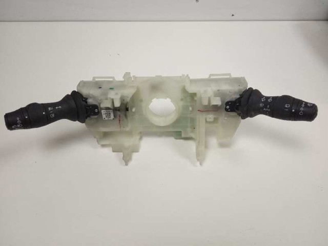 Przełącznik zespolony, w komplecie 255670019R RENAULT
