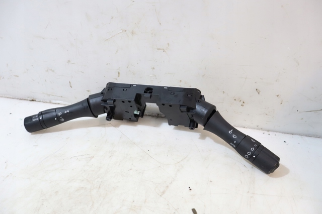 Przełącznik zespolony, w komplecie 255670040R RENAULT